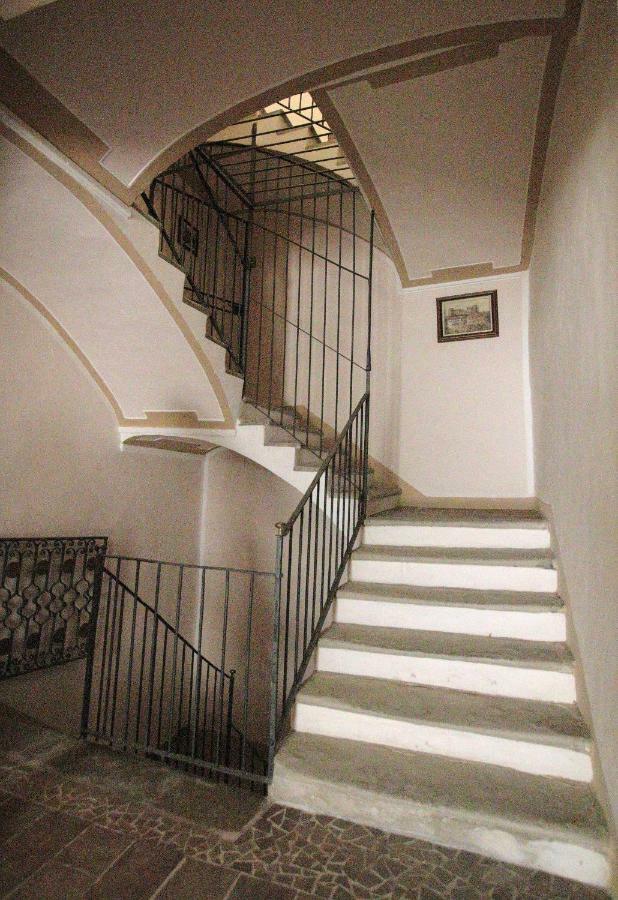 Апарт отель La Rocca Di Efisio Костильоле-д'Астри Экстерьер фото